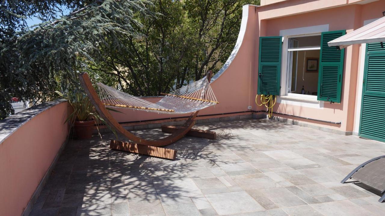 Hotel Bed&Bluup Savona Esterno foto