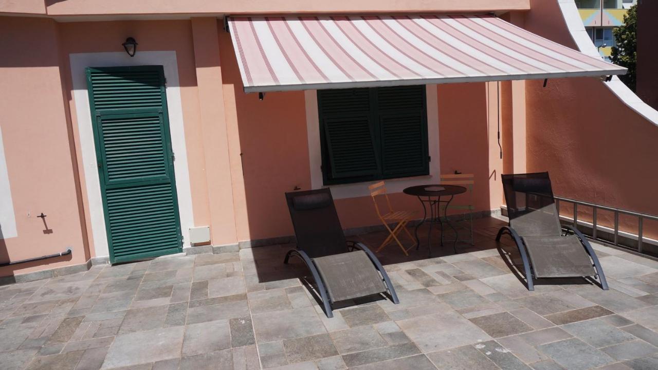Hotel Bed&Bluup Savona Esterno foto