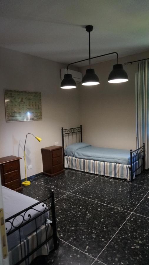 Hotel Bed&Bluup Savona Esterno foto