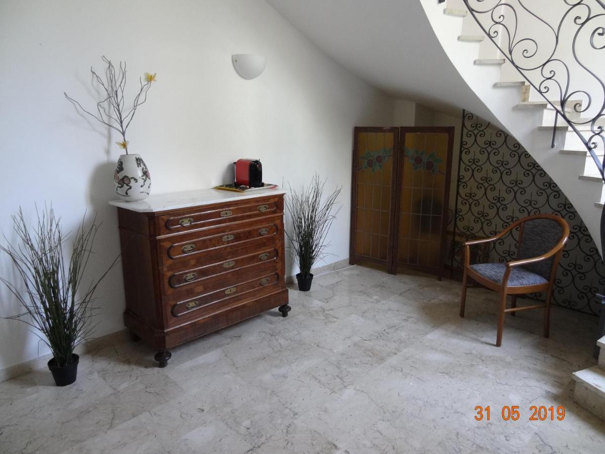 Hotel Bed&Bluup Savona Esterno foto