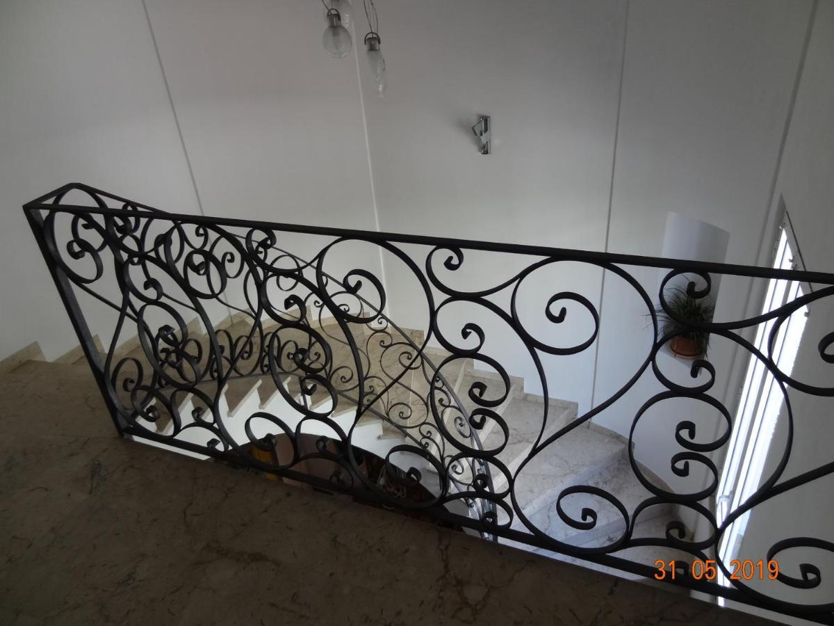 Hotel Bed&Bluup Savona Esterno foto